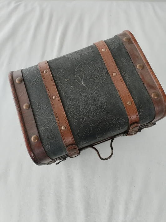 Cute prop suitcase